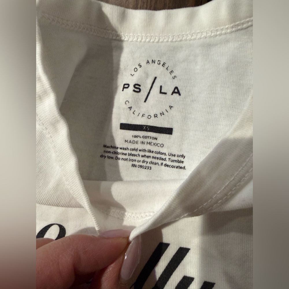 2 Women XS Tees: PS LA California White "Locally Hated" & green White Fable - Picture 4 of 14